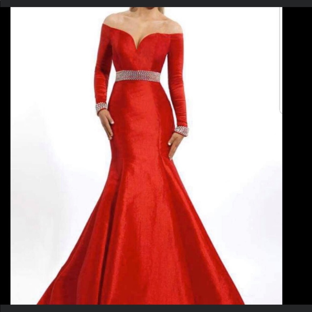 Pagent dress